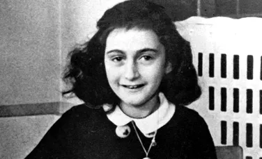 O ”piesă unică şi extrem de rară” a  lui Anne Frank, adolescenta evreică, scoasă la licitaţie
