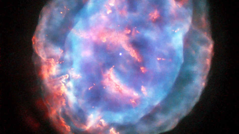 Telescopul Hubble a reperat o nebuloasă planetară la 6.000 de ani lumină distanţă