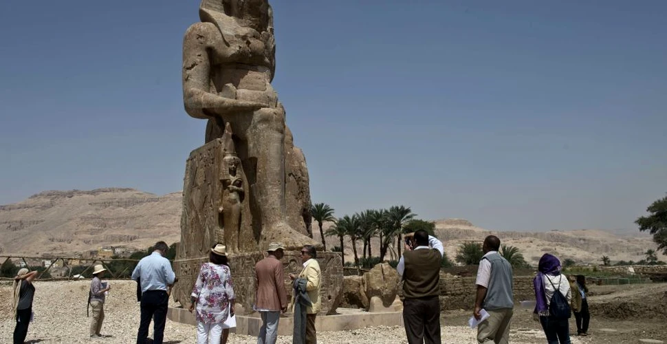 O nouă statuie a faraonului Amenhotep al III-lea a fost dezvelită la Luxor