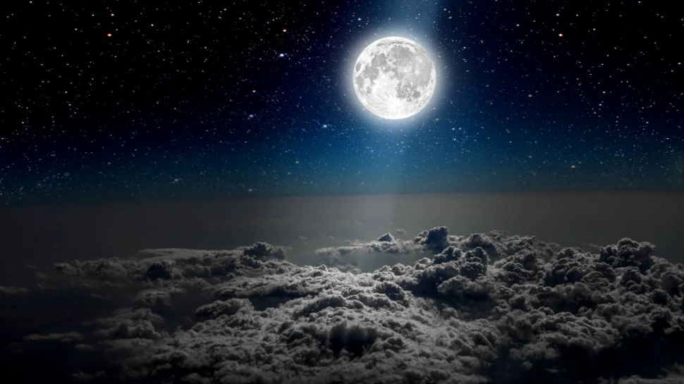 ”Luna Neagră”, un fenomen rar, va avea loc vineri seara