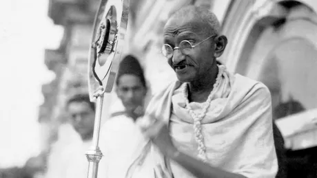 Gandhi și puterea refuzului: de ce nonviolența nu este pasivitate