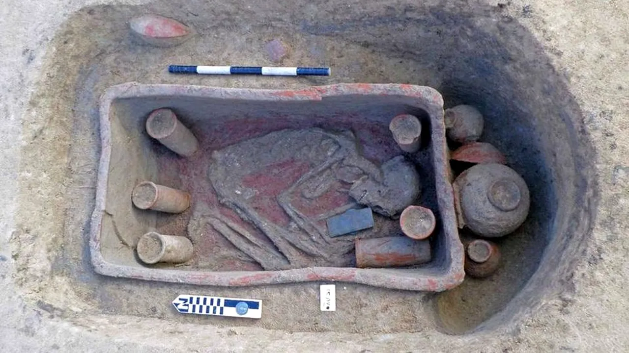 1-mormant-egipt-egyptian-ministry-of-tourism-and-antiquities-desco 