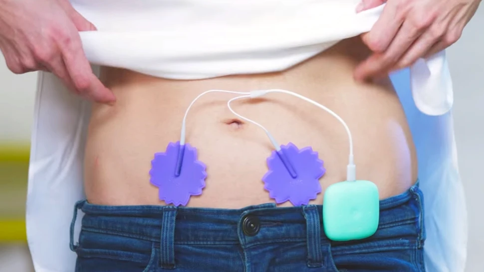 Acest dispozitiv poate ,,deconecta’’ durerile menstruale. Este un mod de a păcăli creierul – FOTO+VIDEO