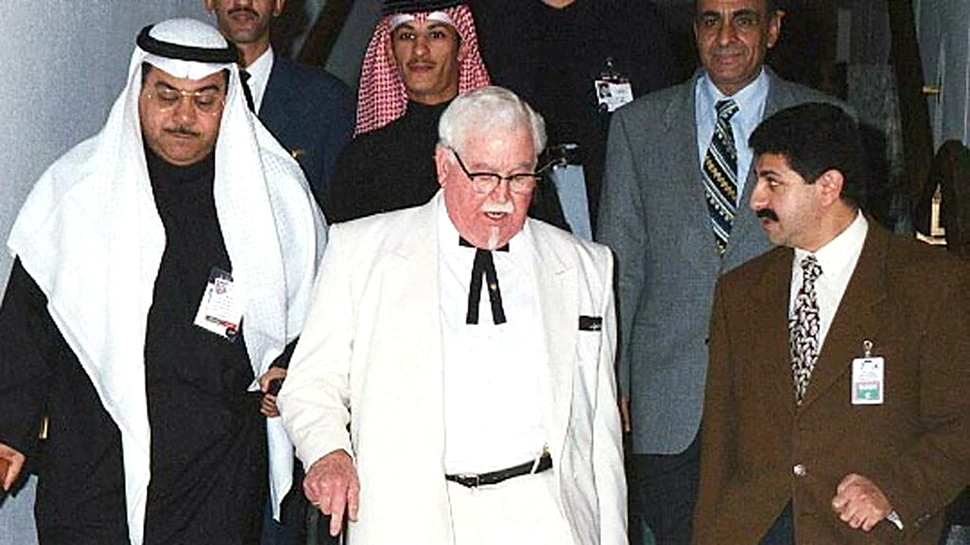 Harland Sanders, inventatorul celor mai iubite aripioare de pui. „Nu există niciun motiv pentru a-mi dori să fiu cel mai bogat om din cimitir”