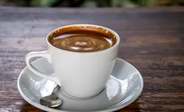Cafeaua cu ou, cafeaua cu cărbune și alte tradiții care arată cât de diferit este consumată cafeaua în lume