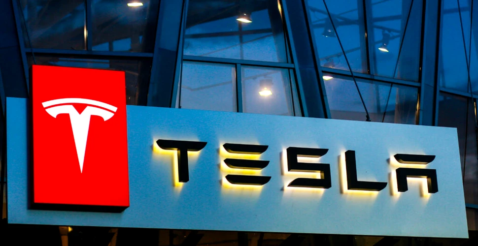 Tesla a tăiat prețurile la mașinile sale după ce livrările globale s-au prăbușit