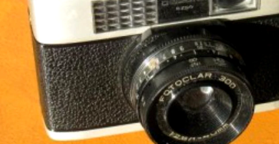 Cum arătau primele aparate de fotografiat româneşti