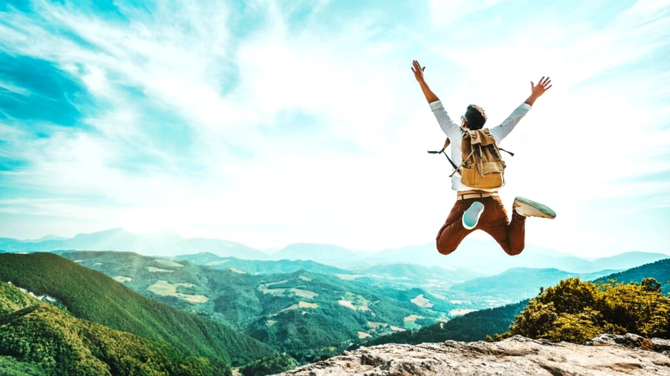 Este 2025 anul în care vom deveni propriii noștri șefi? „Clubul” la care aderă tot mai mulți oameni