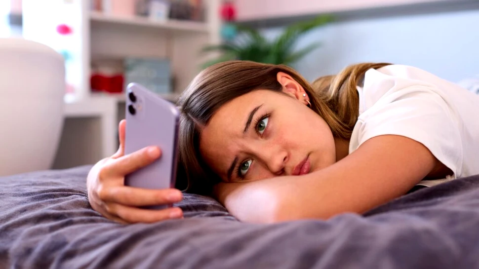 Sadbait: De ce oamenii și creatorii din online preferă să exploateze tristețea?