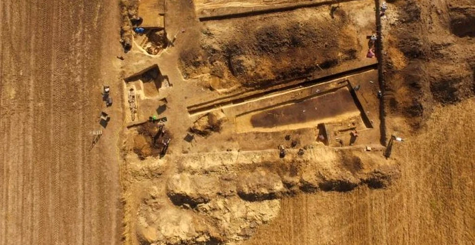 Cimitir și fortăreață, vechi de 5.000 de ani, dezgropate în Polonia. Ar fi aparținut primilor fermieri din Europa
