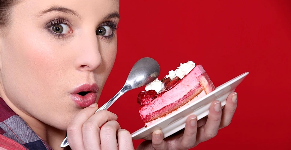Descoperire suprinzătoare: gena ce îi face pe oameni să prefere dulciurile este asociată cu acumularea unei cantităţi reduse de grăsime corporală
