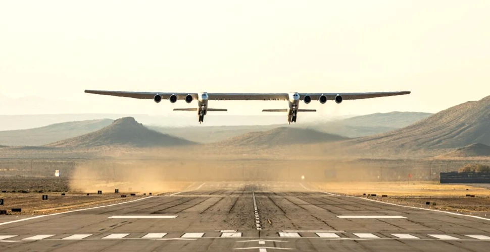 Cel mai mare avion din lume tocmai a doborât un nou record
