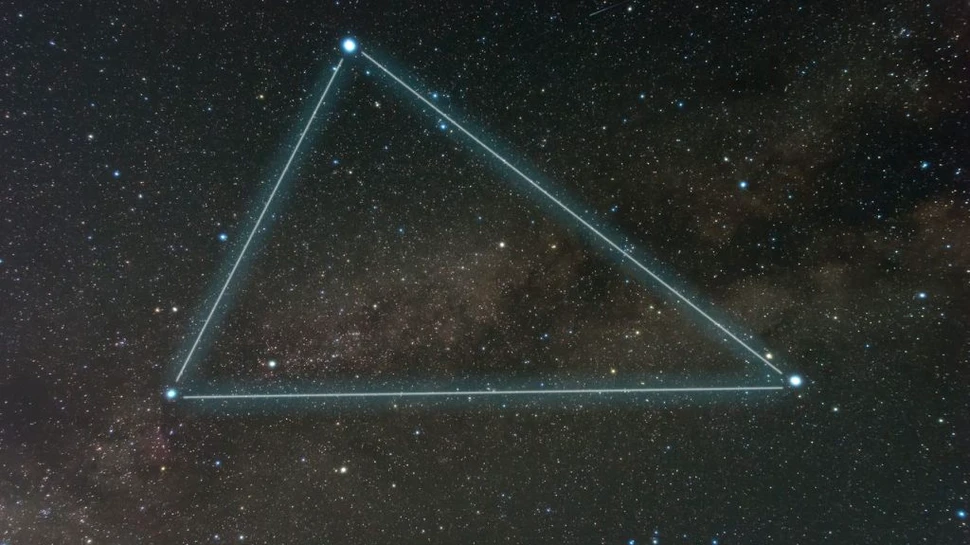 Vara pe cer: ce fenomene astronomice poți observa vara aceasta