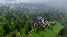 Castelul Peleș: ambiții europene și modernitatea României din inima Bucegilor