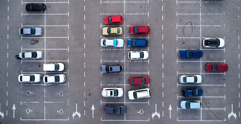 O aplicație îi ajută pe șoferi să își găsească un loc de parcare gratuit, la Oradea și Iași
