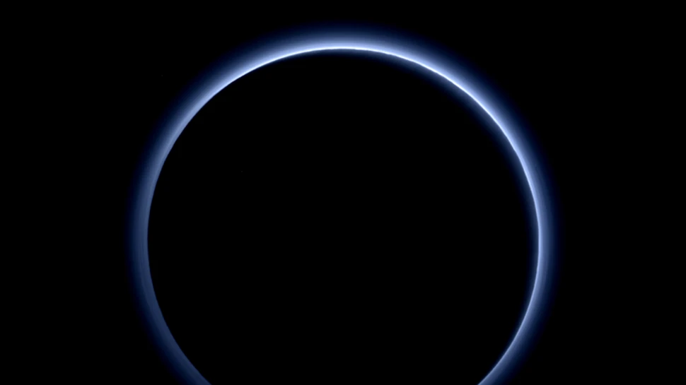 Ceața albastră din atmosfera lui Pluto pare ceva supranatural, dar conține, de fapt, o otravă letală