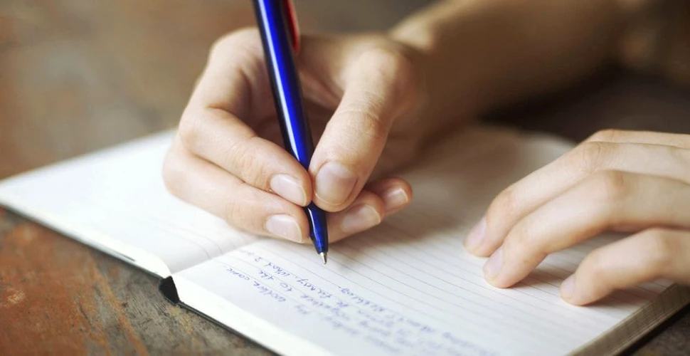 Experţii vin cu o avertizare serioasă despre generaţiile viitorului: copiii de astăzi nu mai ştiu să scrie de mână