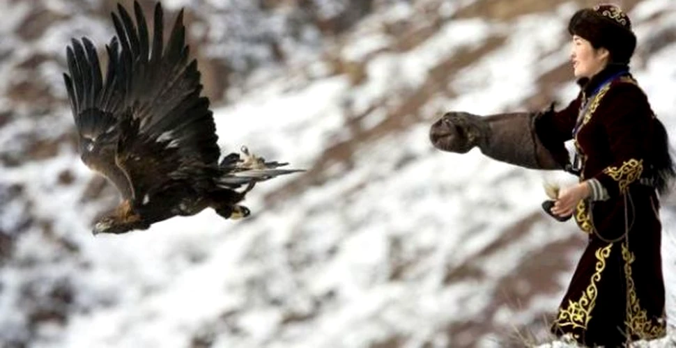 Fascinatia vanatorii cu soimi si vulturi (FOTO)
