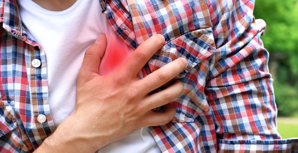 Cele 6 simptome mai puţin cunoscute ce prezic apariţia unei afecţiuni cardiace