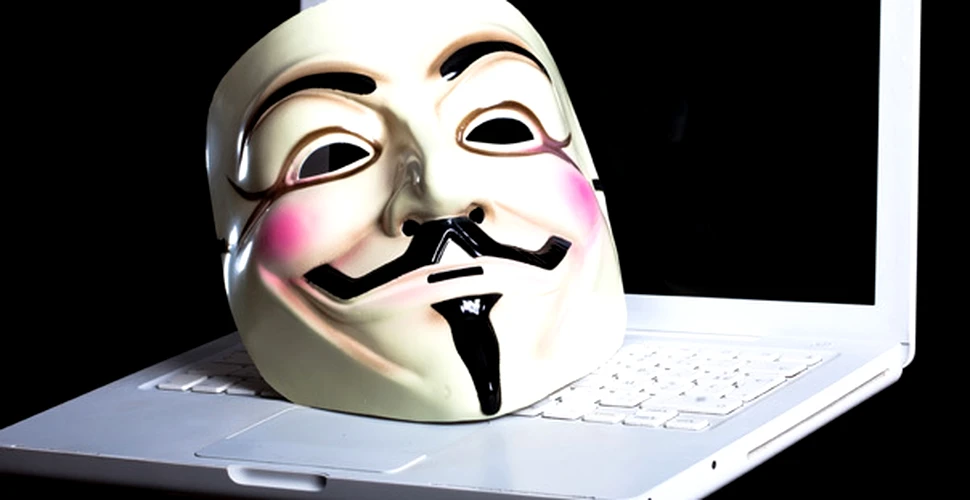 Hackeri francezi de la Anonymous au declarant război ISIS: „Pe voi, paraziţii care ucid victime nevinovate, vă vom vâna” – VIDEO
