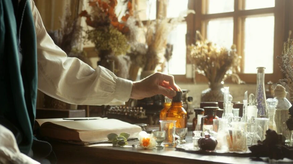 Michelle Menard, tânăra franțuzoaică adesea menționată în istoriile populare ale ojei moderne