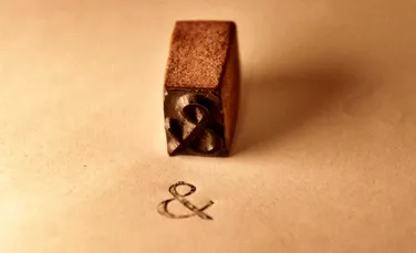 Test de cultură generală. Ce litere combinate reprezintă semnul „&”?