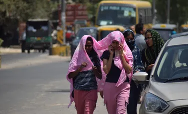 Valurile de căldură închid școlile din India și forțează mii de femei să renunțe la locurile de muncă