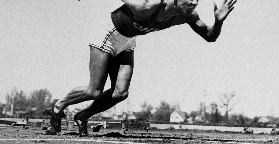 Jesse Owens, Regele Olimpiadei din 1936 de la Berlin. „Nu am fost invitat să dau mâna cu Hitler, dar nu am fost invitat nici la Casa Albă să dau mâna cu președintele”