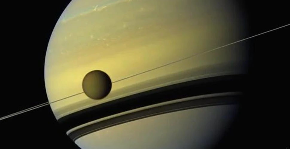 Noi imagini incredibile cu planeta Saturn. Culorile şi formele filmate din spaţiu sunt nemaivăzute până acum