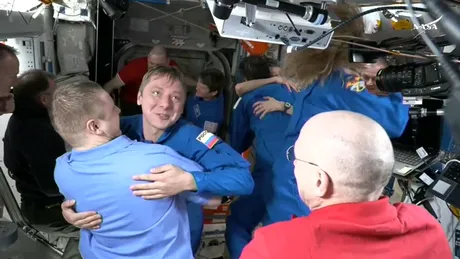 Când revin pe Pământ astronauții blocați de 9 luni pe Stația Spațială Internațională?
