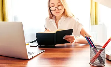 Descoperă de ce un fișet metalic este soluția ideală pentru manuscrisele și jurnalele tale! (P)