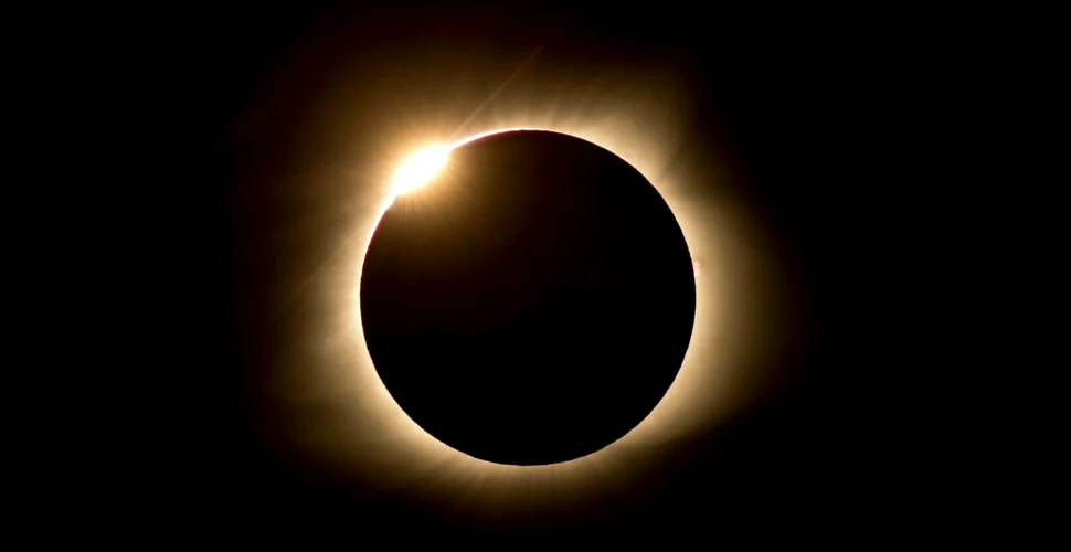 Ghid de observație pentru eclipsa solară hibridă din 20 aprilie 2023