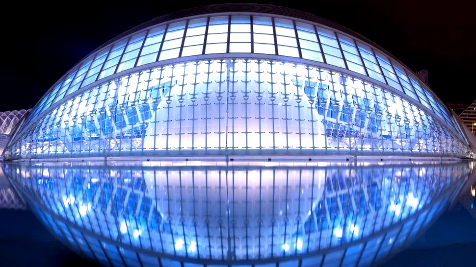 Edificiile celebre ale Europei, în viziune nocturnă: un timelapse spectaculos