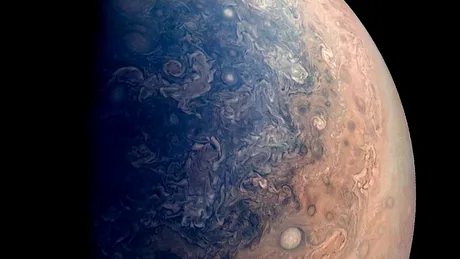 Misterul culorilor schimbătoare ale lui Jupiter ar fi fost elucidat