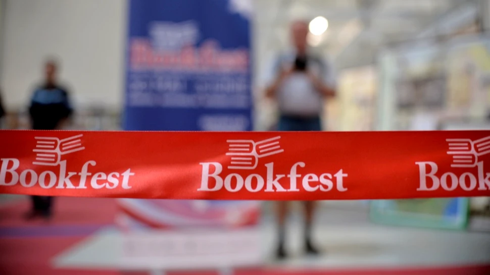 Târgul de carte Bookfest 2019. Editurile se bat în reduceri şi aniversări începând de azi