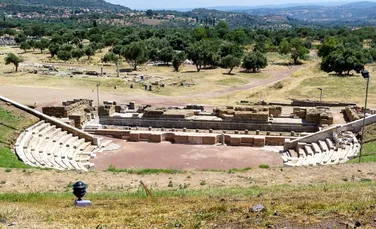 Grecii au redeschis un teatru antic, construit în urmă cu 2.300 de ani