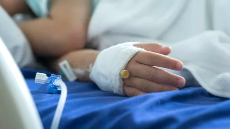 Practici medievale într-un spital: sute de copii, infectați cu HIV după ce au fost refolosite seringi