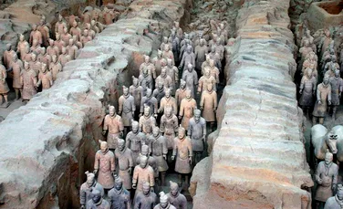Peste 20 de noi războinici de teracotă, descoperiți la mormântul secret al primului împărat al Chinei
