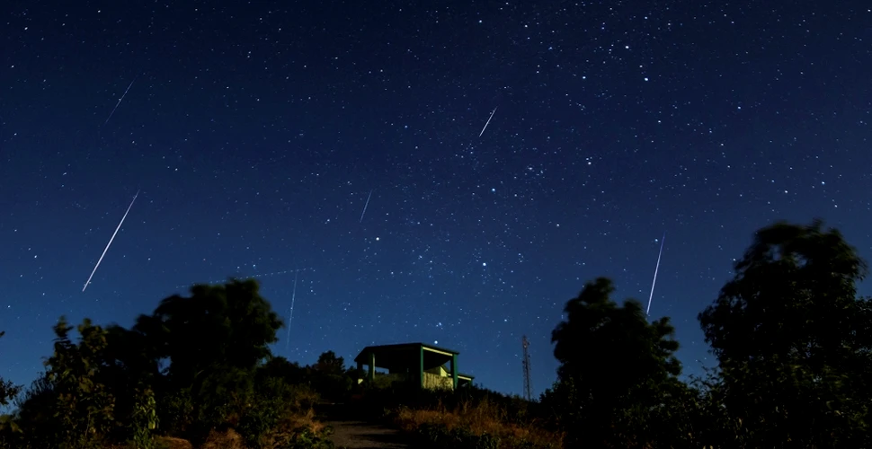 Cea mai veche ploaie de meteori are loc luna aceasta. Cum puteţi vedea Lyridele