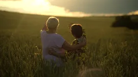 Recordul de longevitate: Suntem prima generație care ar putea atinge pragul biologic de 120 de ani?