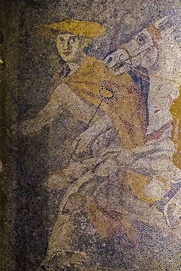 Mozaicul de pe podeaua unei camere funerare