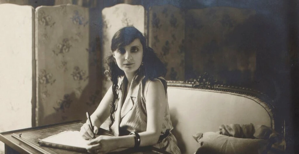 Două muze ale României în Parisul anului 1916. Una își calomnia patria, cealaltă o iubea