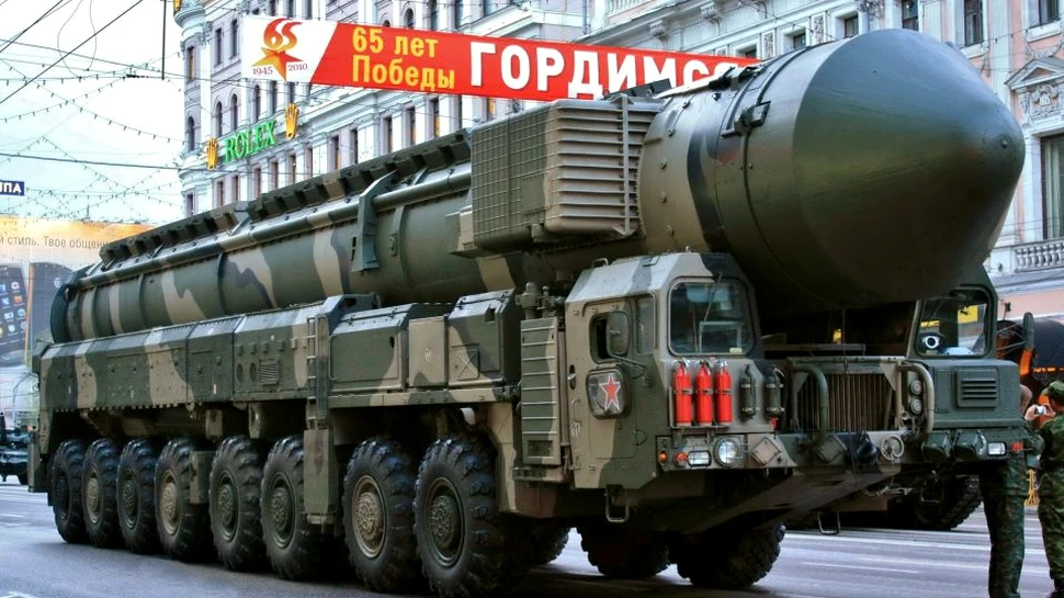 Metoda pe care ruşii o vor folosi pentru a DISTRUGE asteroizi. Astrofizician american: ”Ideea ruşilor este neîntemeiată şi periculoasă”