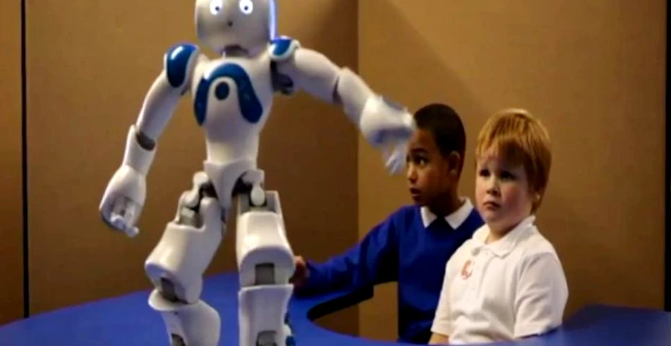 Copiii autişti învaţă mai bine de la un profesor robot decât de la unul uman