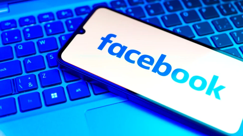 Atenție la anunțurile de împrumuturi de pe Facebook și WhatsApp. Ce se poate întâmpla?