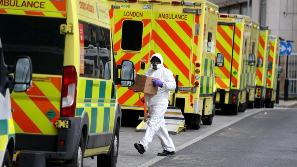 Câte decese a prevenit în Marea Britanie vaccinarea împotriva COVID