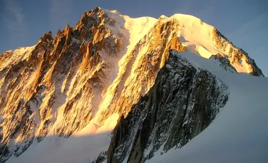 O campioană la alpinism, în vârstă de 26 de ani, a murit după ce a căzut de pe Mont Blanc
