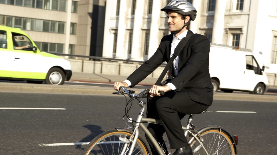 Bari, oraşul în care bicicliştii sunt plătiţi dacă renunţă la maşină