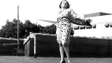 Ayn Rand, scriitoarea care a dezvoltat „obiectivismul” filosofic – egoismul rațional este o virtute; altruismul (auto-sacrificiul) este un viciu