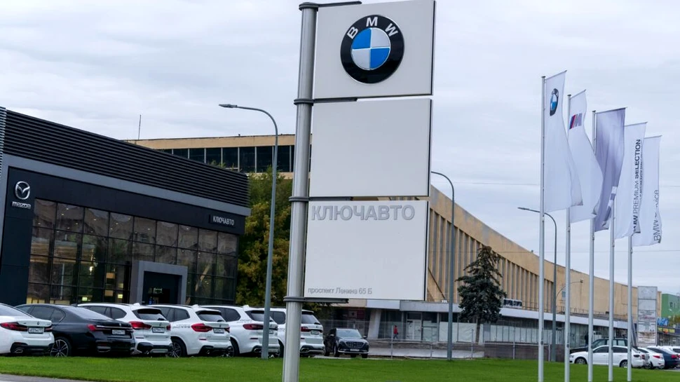 BMW acuză Rusia că fabrică mașini la uzina din Kaliningrad fără permisiunea sa